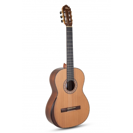 MANUEL RODRIGUEZ 501420 GUITARRA CALSICA MAGISTRAL SERIES E WALNUT